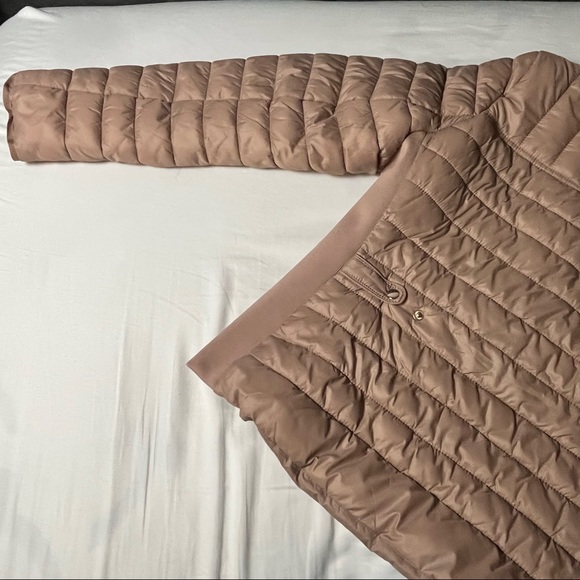 Pink Jacket - Picture 3 of 3